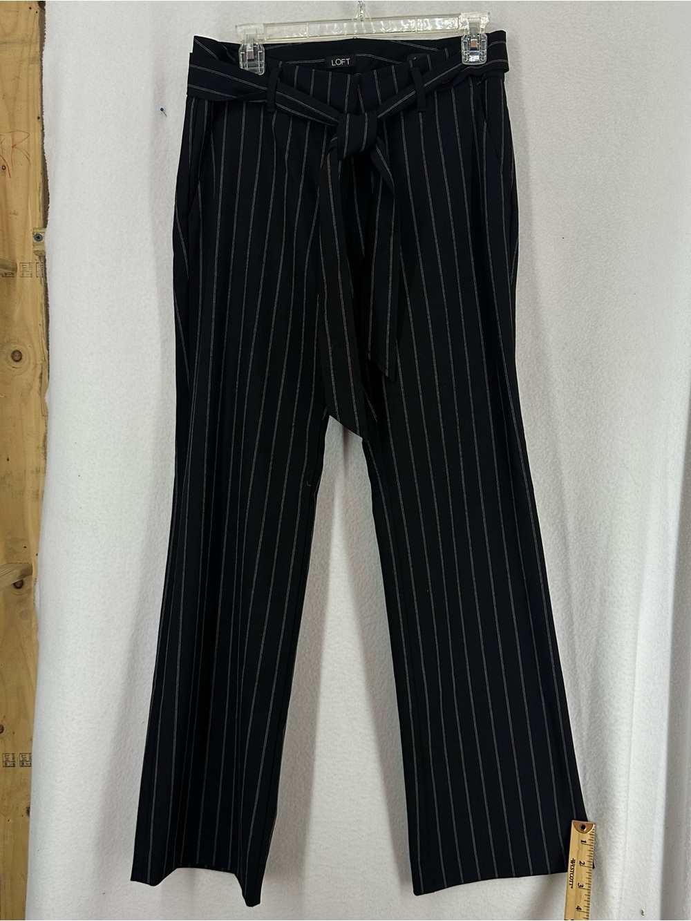 LOFT Marisa Trouser Pants Women’s Size 4‎ Black Pinstripe Tie Waist Career
